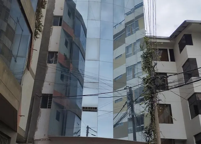 Penthouse Tawa Wawa Wasi *